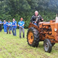 19 juin 2011 Exposition de tracteurs à Lamber Ploumoguer